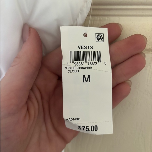 NWT Charter Club Quilted White Hooded Vest - Picture 3 of 7